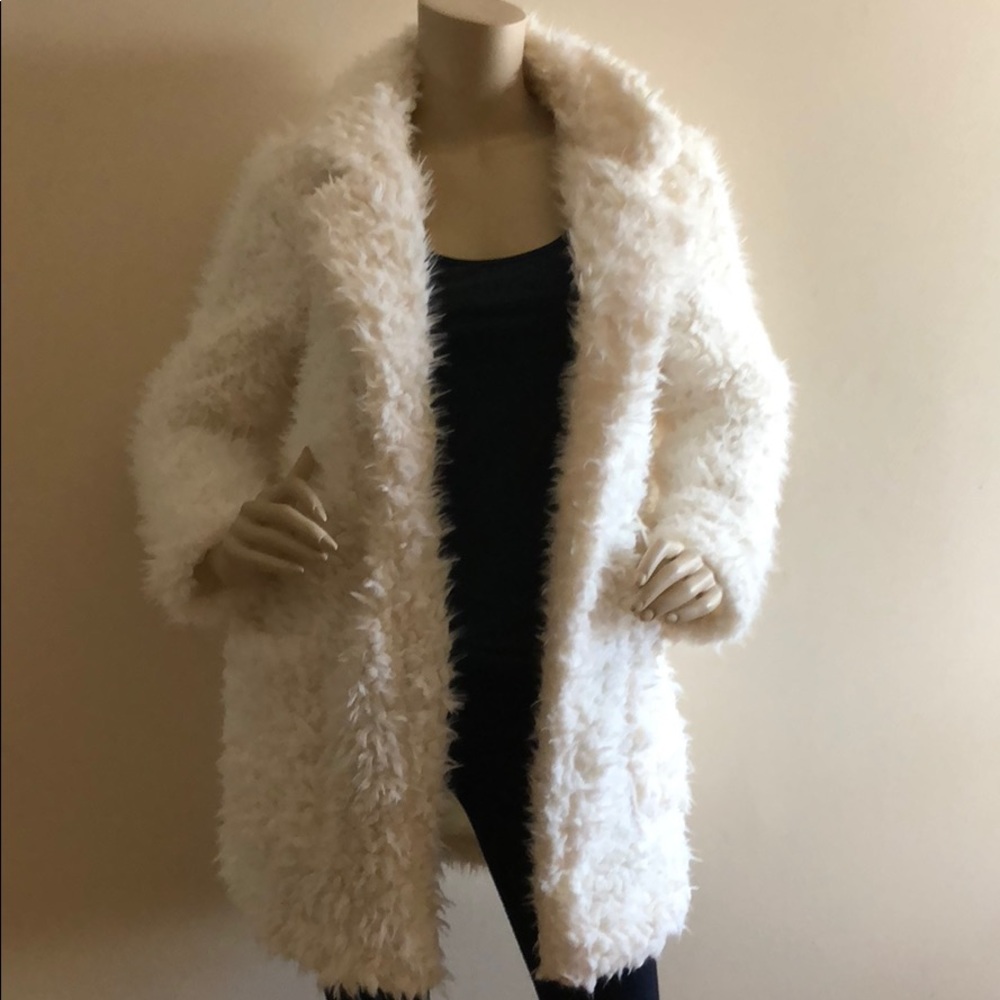 1 LEFT! Faux Shaggy Open Front coat - Picture 5 of 8